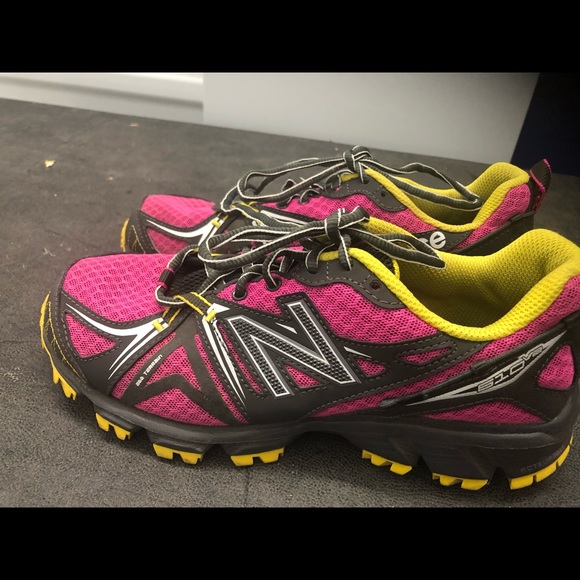 new balance 610v2 women's